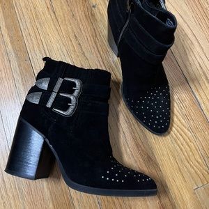 Leather Steve Madden boots